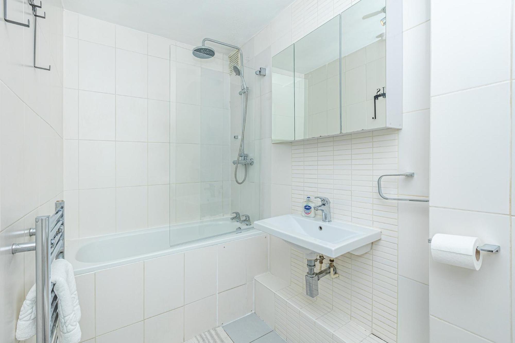 2Br Balcony, Battersea, 5Min Clapham Junction St Lägenhet London Exteriör bild